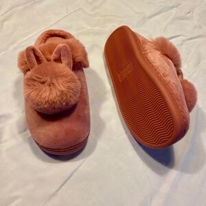 plush fluffy comfortable bunny rabbit house shoe slippers